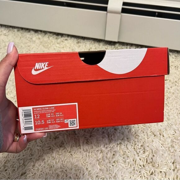 Nike Dunk Low Vintage Green - Picture 4 of 10